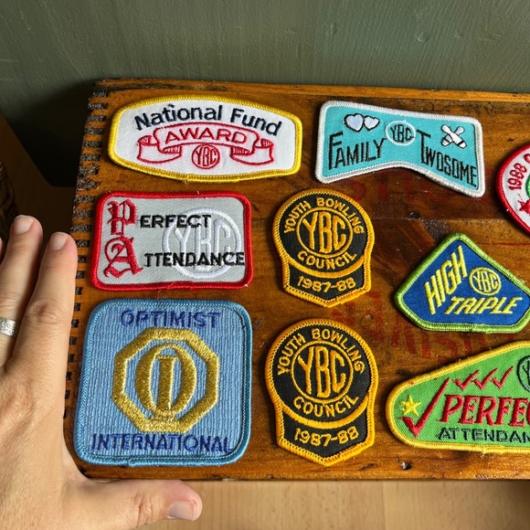 Collection of 12 Vintage Youth Bowling Embroidered Patches - Picture 4 of 7